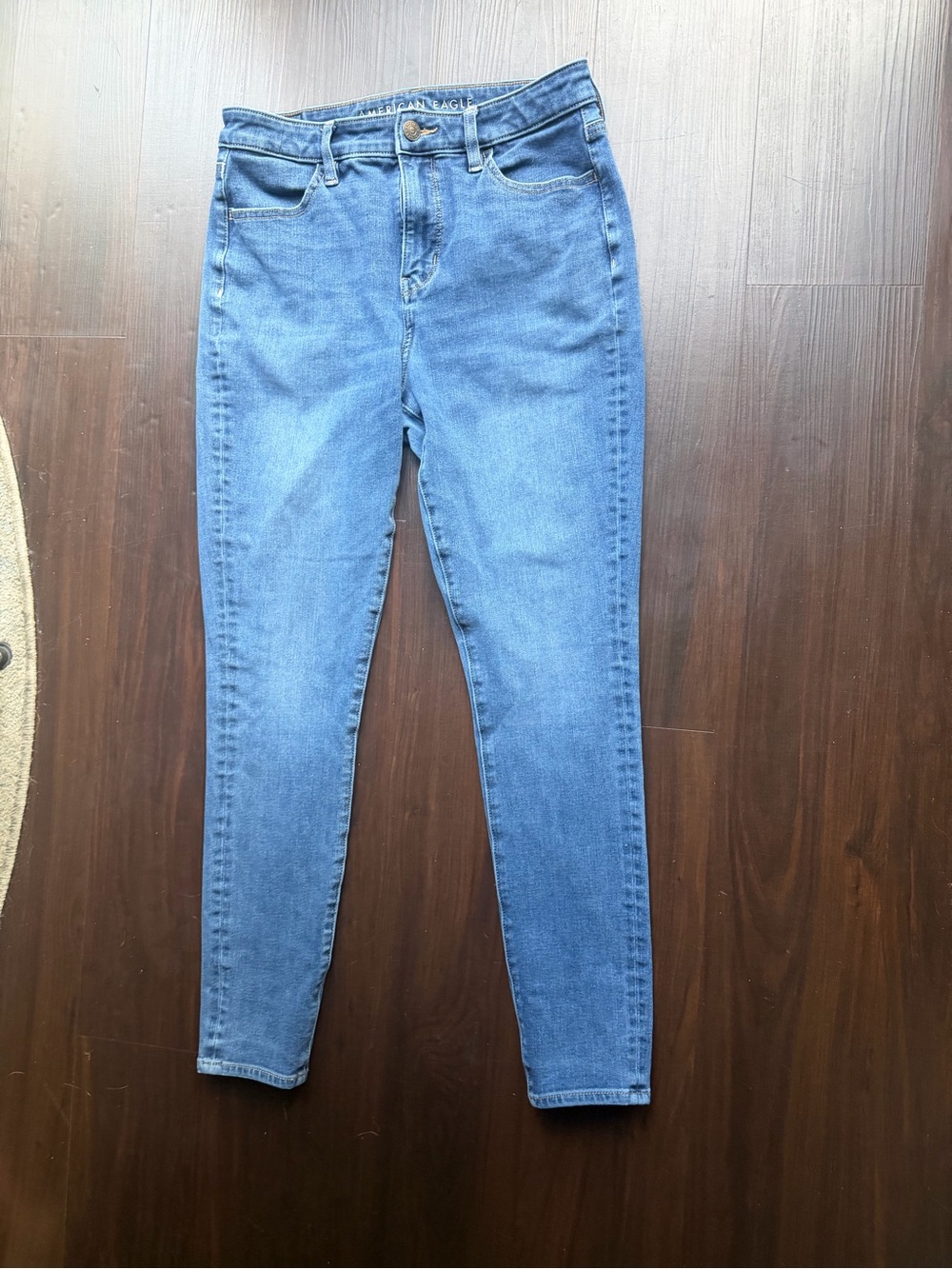 American Eagle Outfitters High-Rise Skinny Jeans in Light Blue Wash